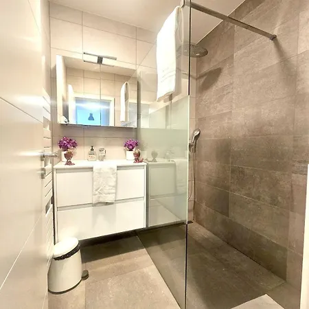 Charming 2br Flat In Luxembourg